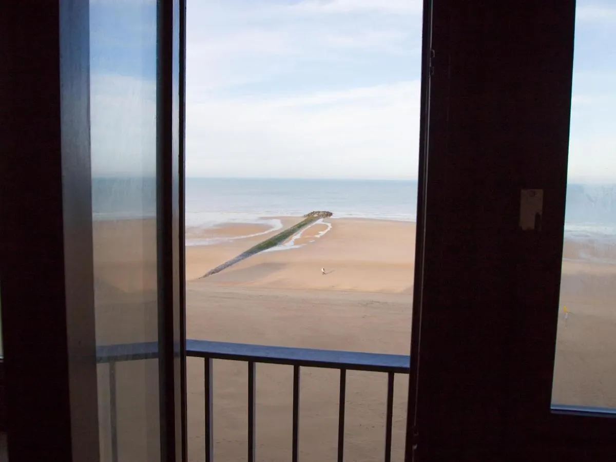 Huize Noordzee Located Directly On The Beach Middelkerke